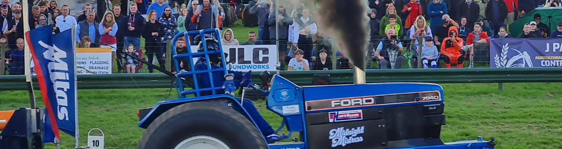 Team Screamin Bobcat at North West Tractor Pulling in Great Eccleston
